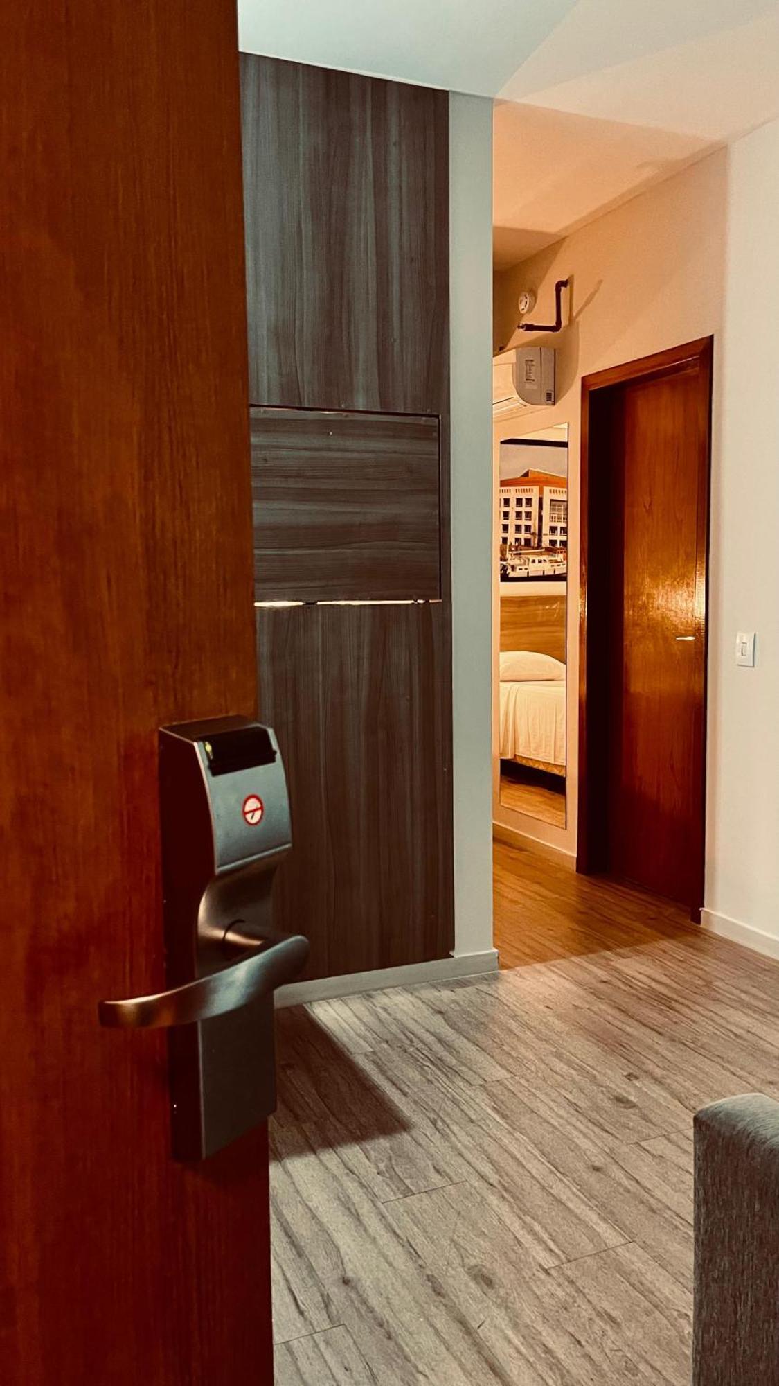 Hotel Amsterdam 몬치스 클라루스 외부 사진